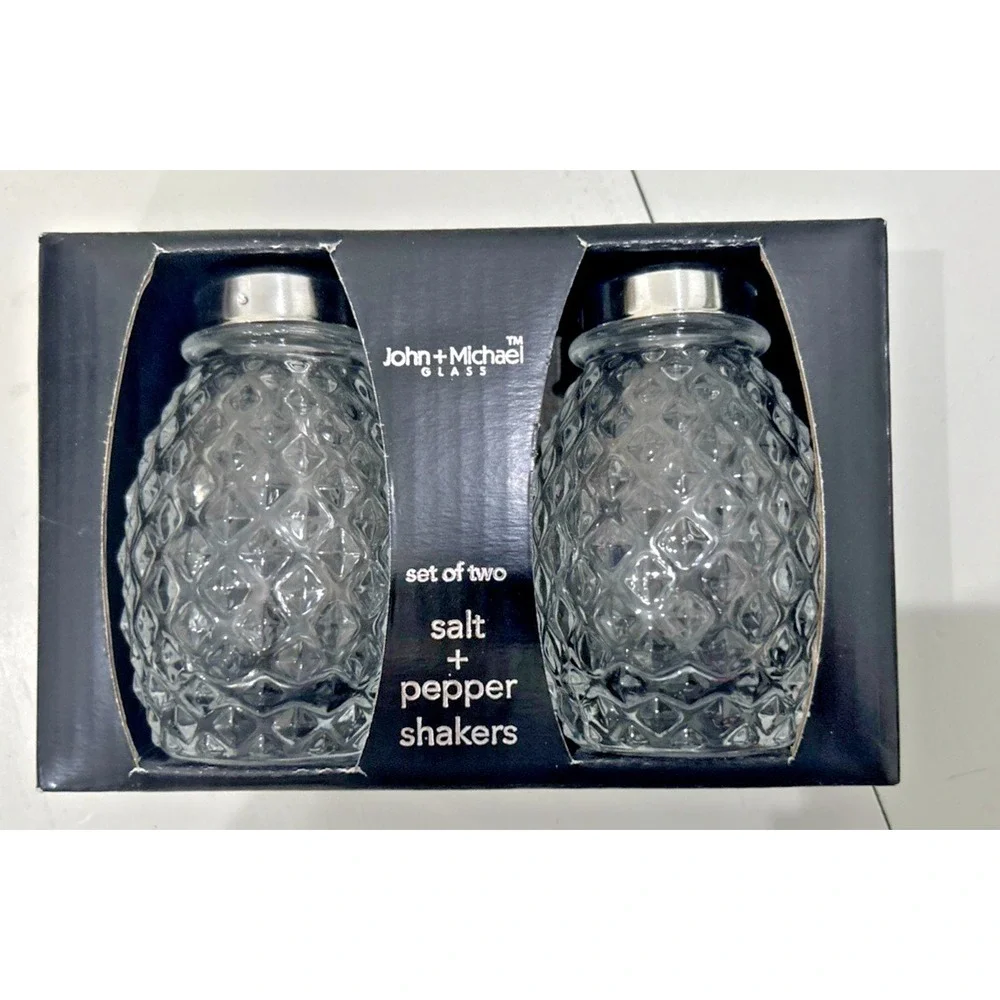 (3) John & Michael Textured Glass Salt Pepper Shaker Restaurant Catering Wedding